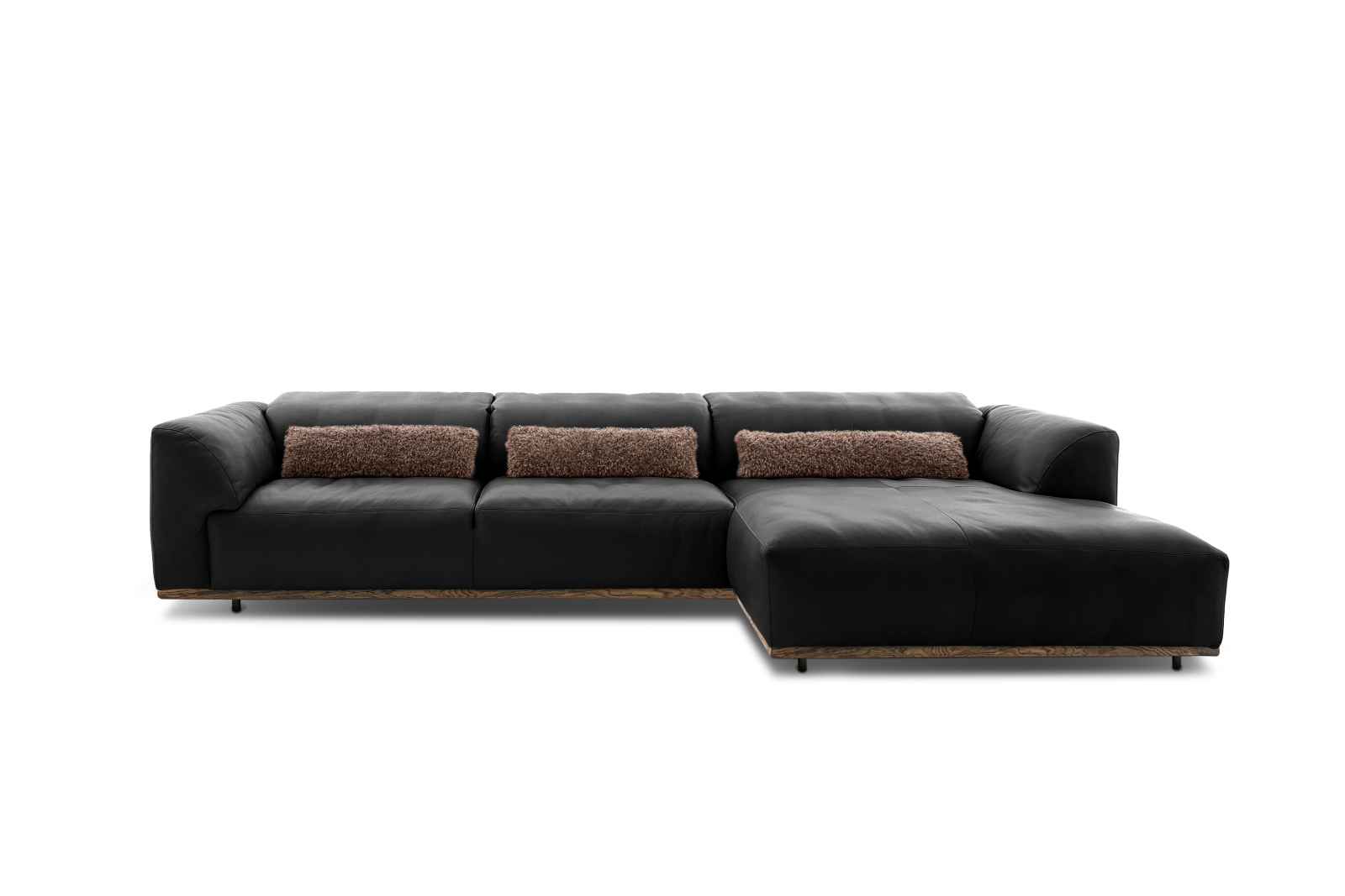 Sofa: Leder Wild Bull, Farbe black Nierenkissen: Stoff Doodle, Farbe cacao
